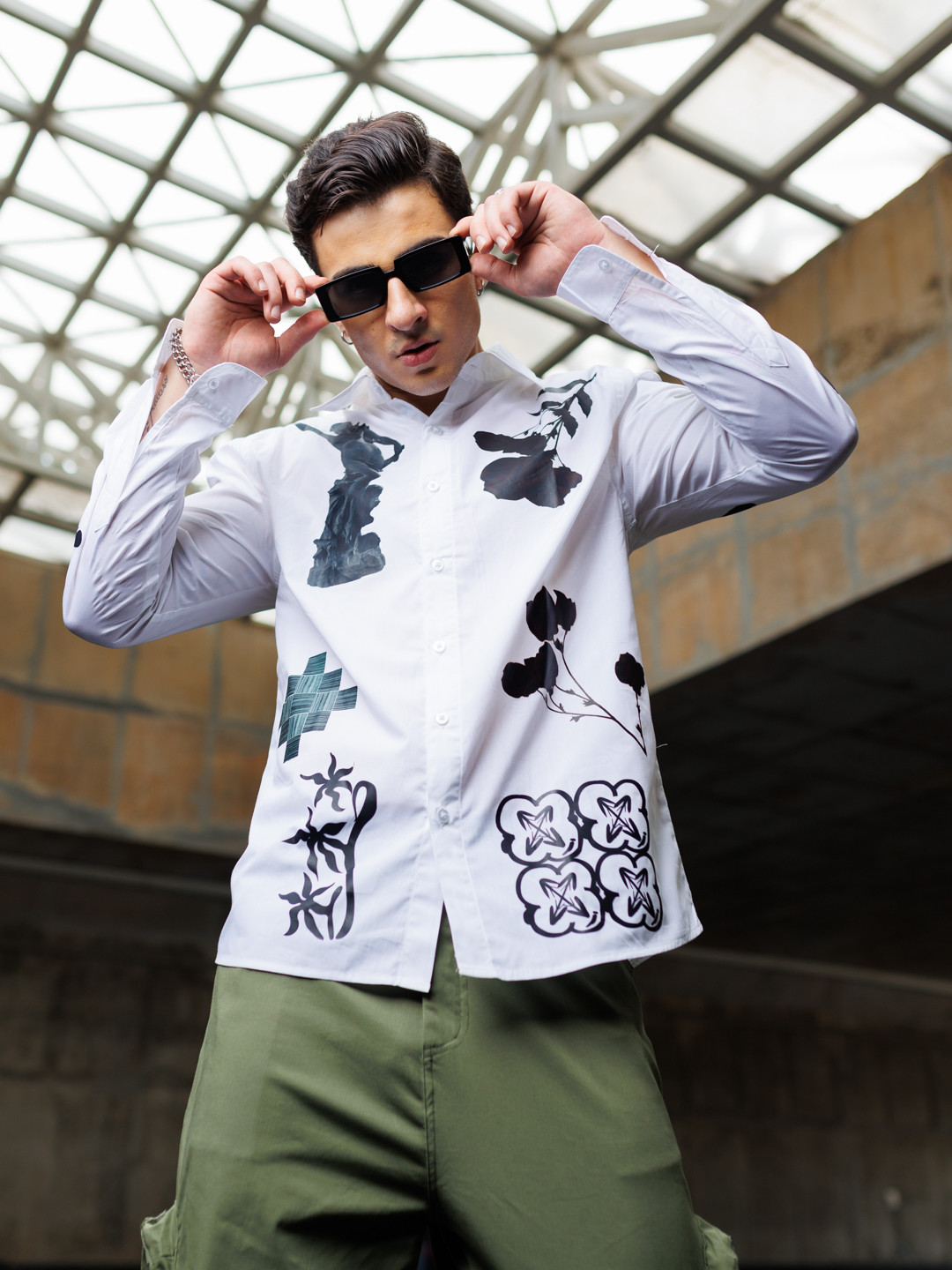 UNRL Cotton Graphic Printed Casual Regular Fit Shirt