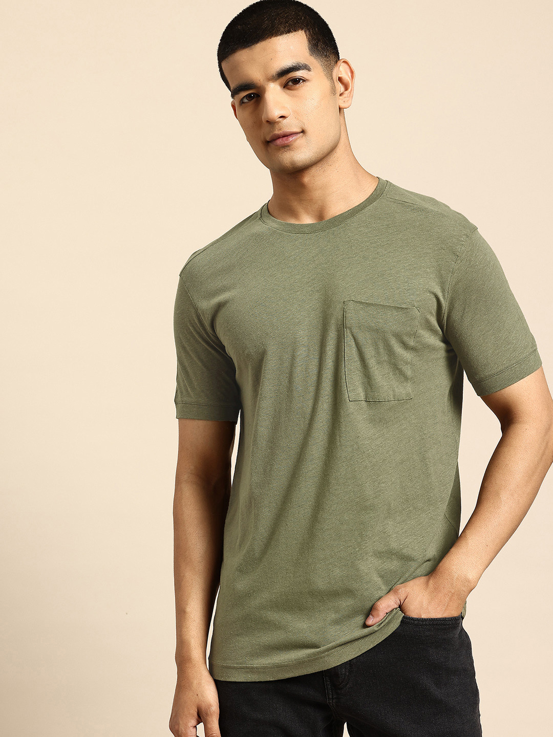 United Colors of Benetton Solid Cotton-Linen T-shirt with Chest Pocket