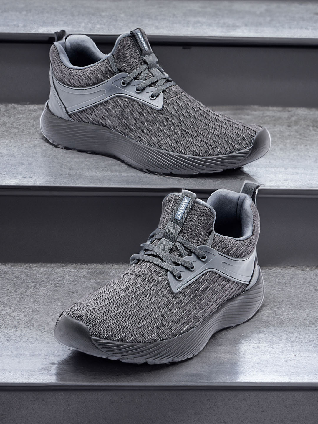 AVANT Men's Dark Grey FeatherLite Casual Shoes