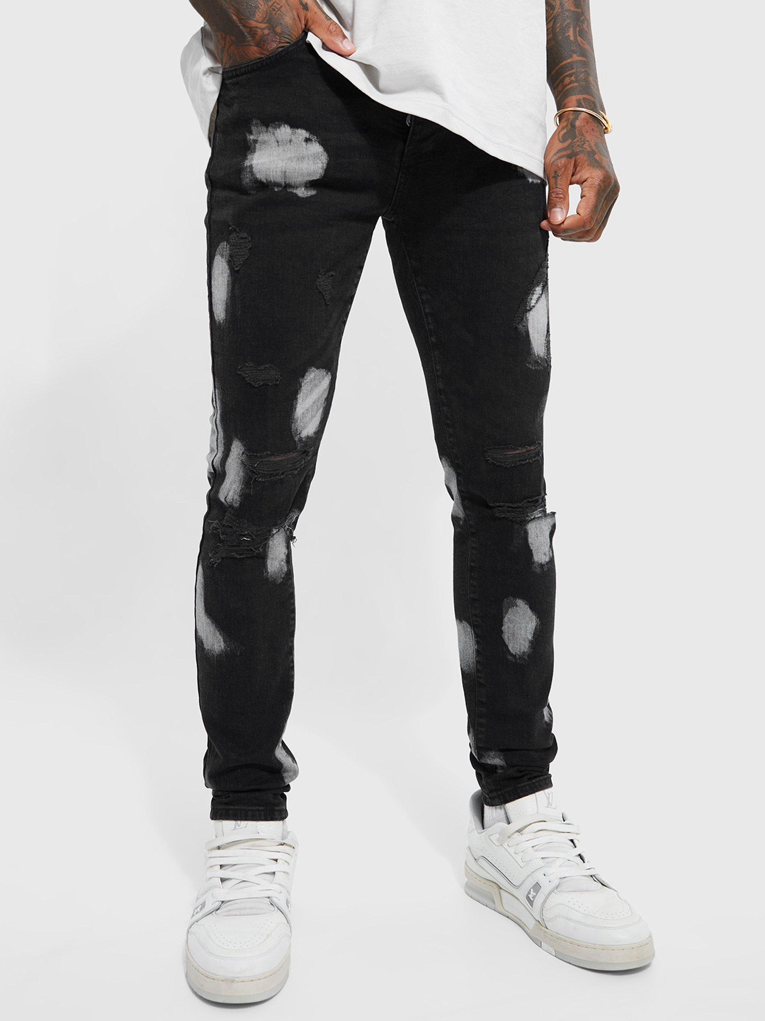 boohooMAN Men Skinny Fit Highly Distressed Bleached Stretchable Jeans