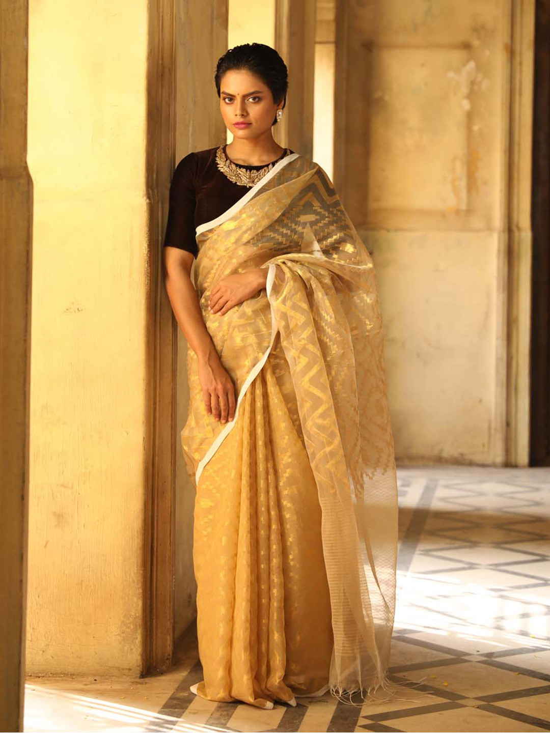 Indethnic Woven Design Tissue Jamdani Saree With Blouse Piece