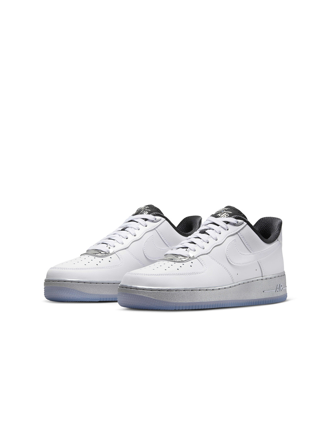 Nike Women Air Force 1 '07 SE Sneakers