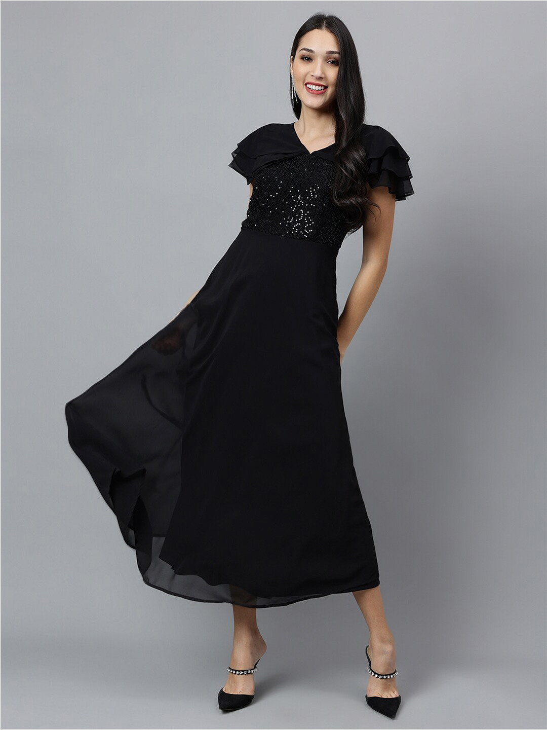 Latin Quarters V-Neck Flared Sleeves Sequined Detailed Fit & Flare Maxi Dress