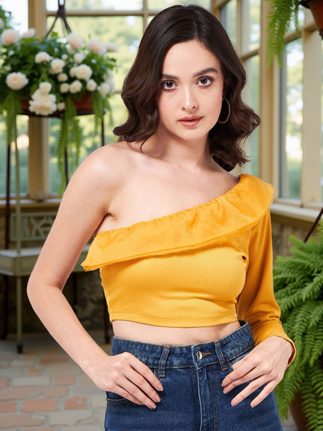 Zima Leto One Shoulder Ribbed Fitted Crop Top