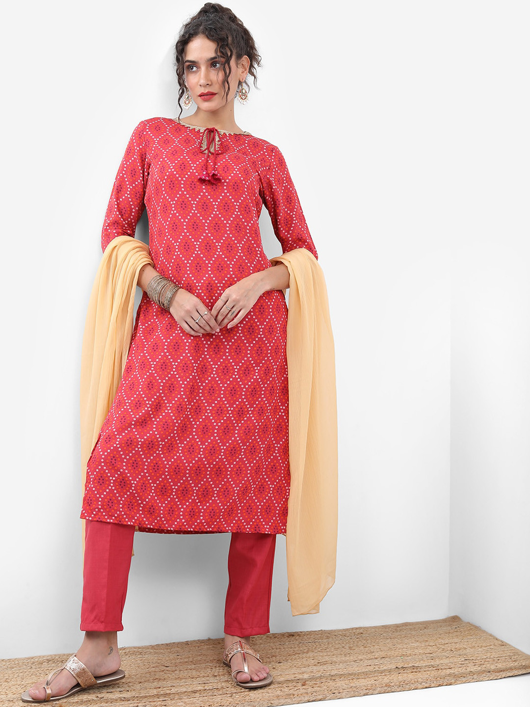 Vishudh Red Bandhani Printed Tie Up Neck Kurta with Trousers & Dupatta