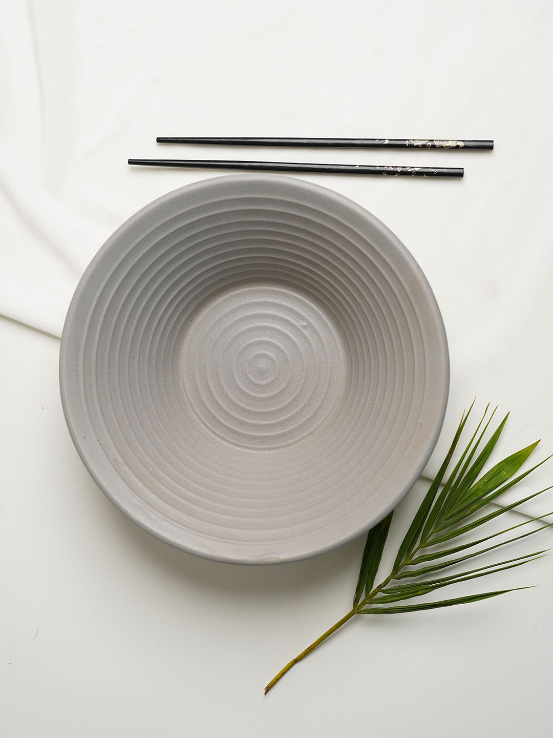 Folkstorys Grey Textured Ceramic Japanese Serving Bowl