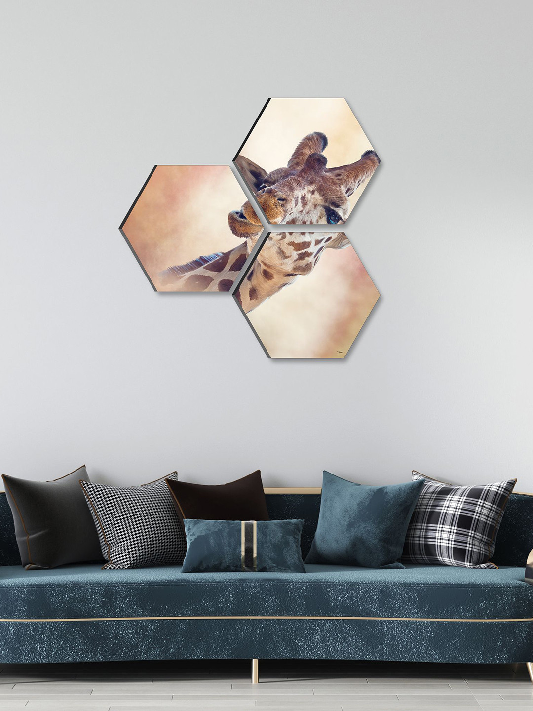 SAF White & Brown 3 Pieces Giraffe Printed UV Coating Wall Art