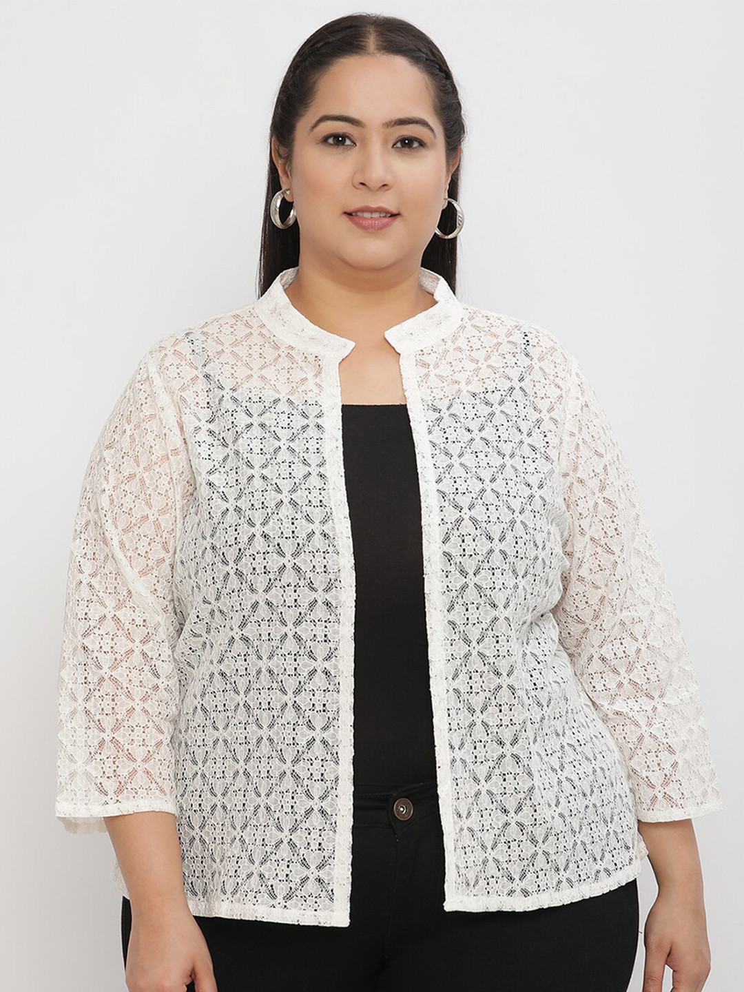 UnaOne Women Self Design Lace Open Front Collared Shrug