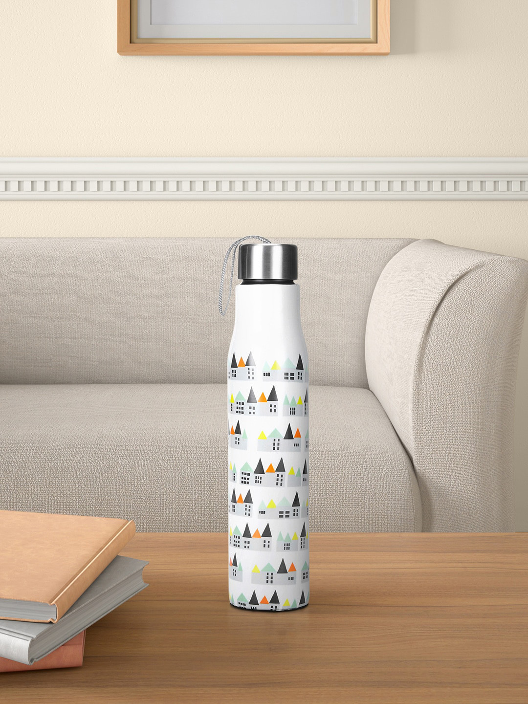 Living scapes by Pantaloons Stainless Steel Carrying Loop Water Bottle - 750ml