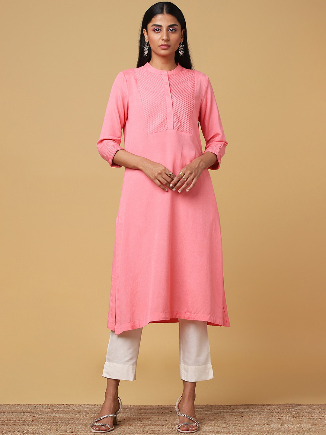 Marigold Lane Band Neck Thread Work Kurta