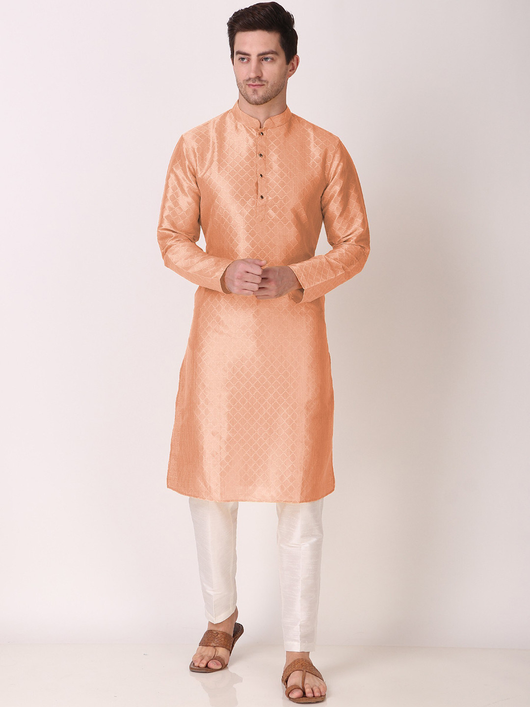 Koshin Ethnic Motifs Embroidered Kurta with Pyjamas