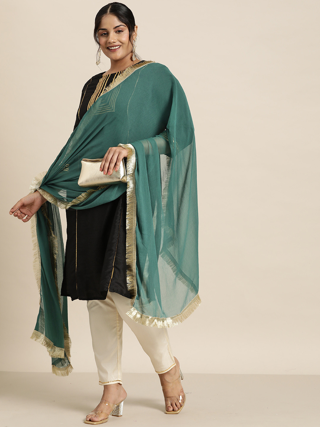 Sztorid Women Solid Fringed Dupatta