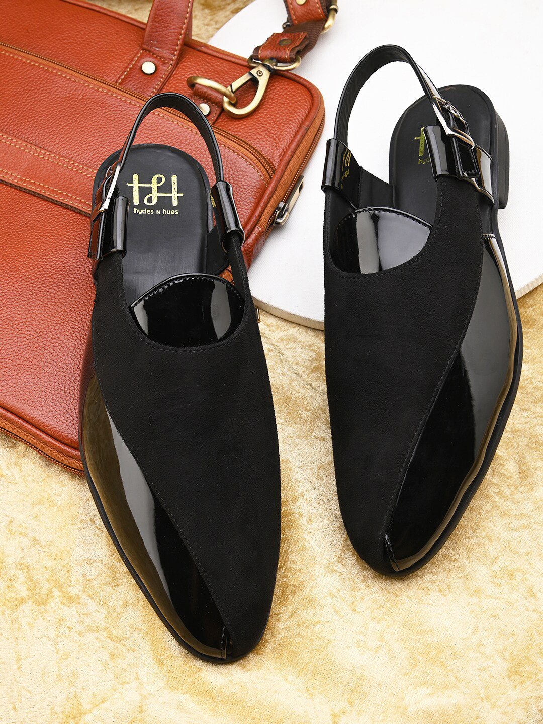 Hydes N Hues Men Casual Shoe-Style Sandals