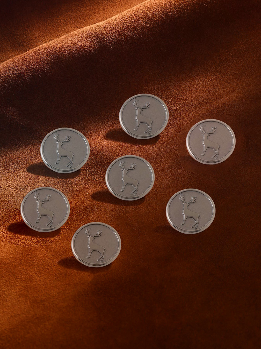 COSA NOSTRAA Men Set of 7 Daring Deer Button