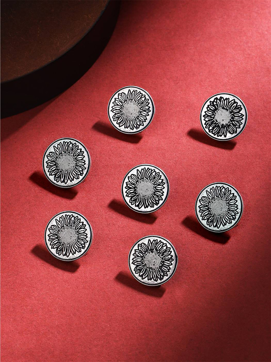 COSA NOSTRAA Men Set of 7 Sunflower Glitter Buttons