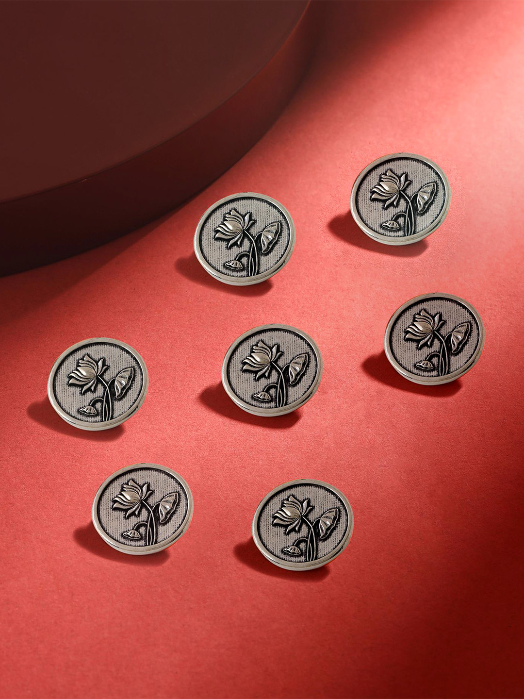 COSA NOSTRAA Men Set of 7 Lotus Magic Buttons