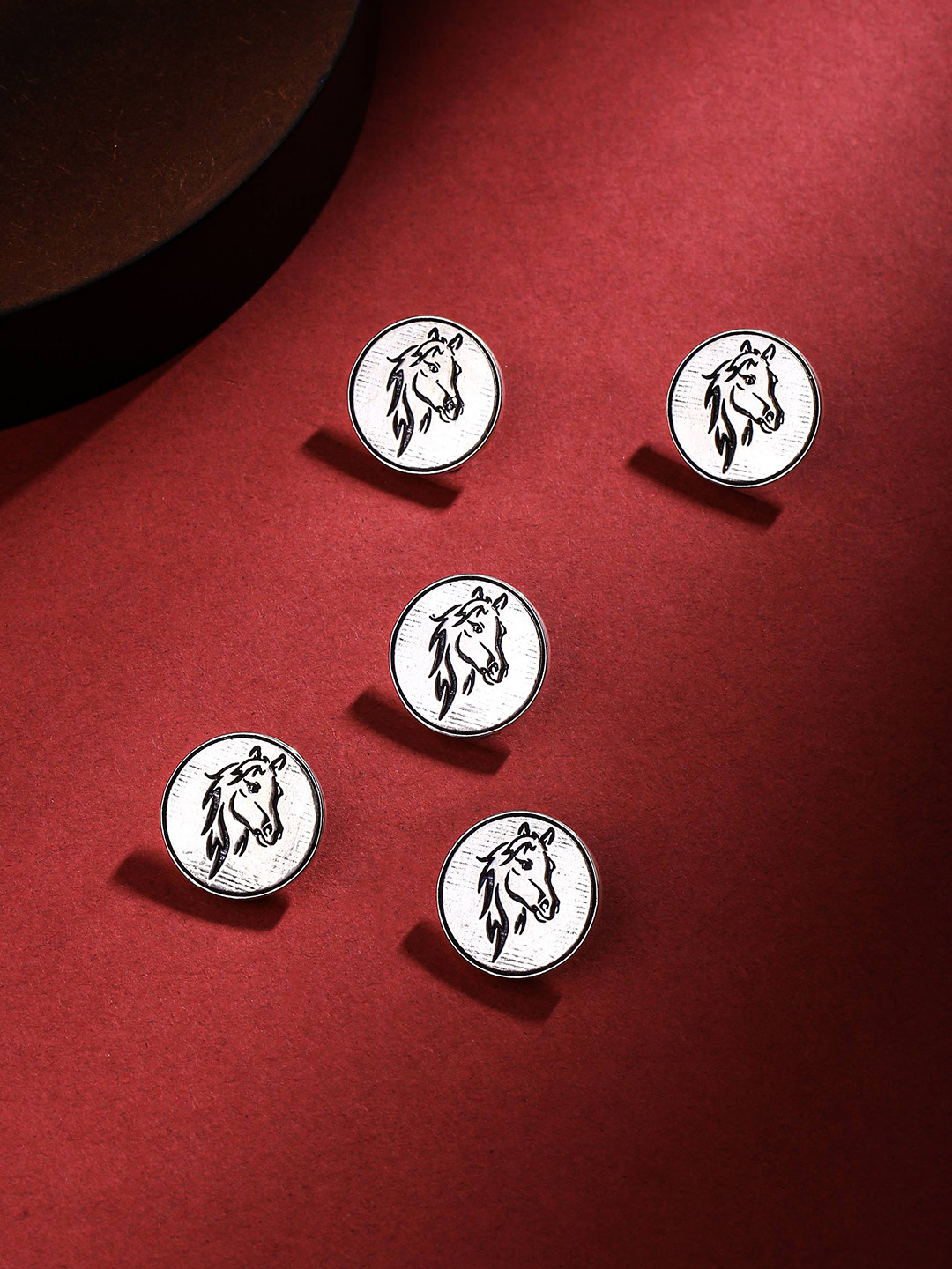 COSA NOSTRAA Men Set Of 5 King's Knight Buttons