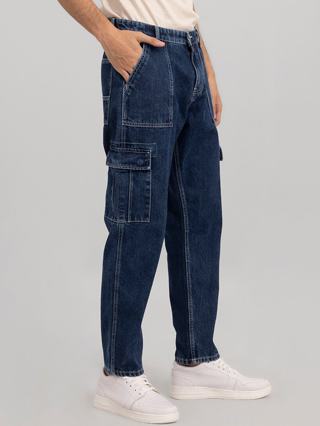 Snitch Men Blue Baggy Fit Pure Cotton Jeans