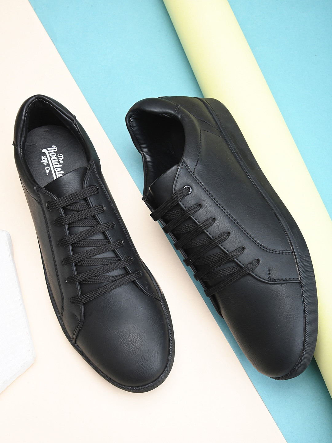 The Roadster Lifestyle Co. Men Black Comfort Insole Sneakers
