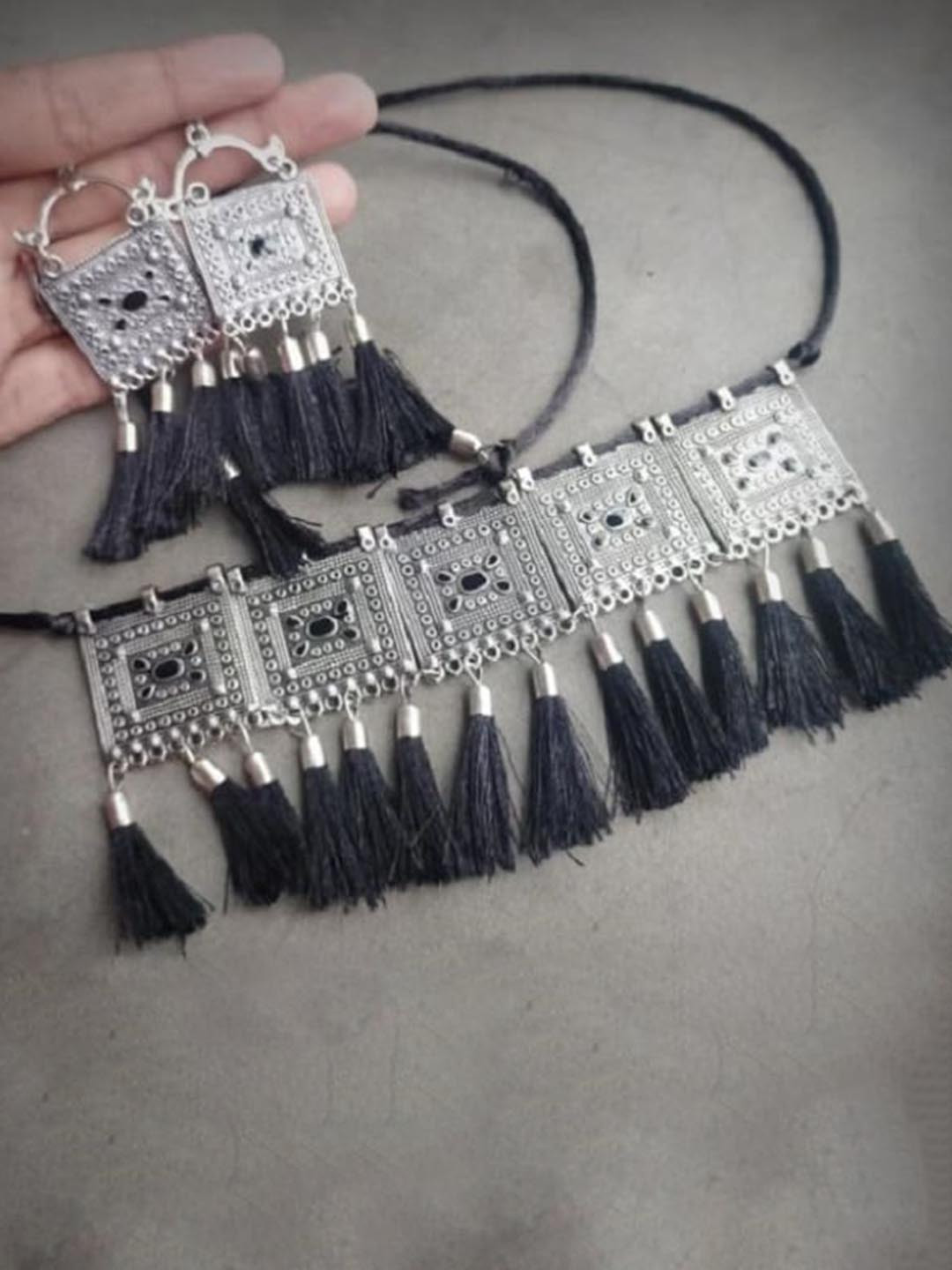 Samridhi DC Silver-Plated Intricate Design Detail Jewellery Set