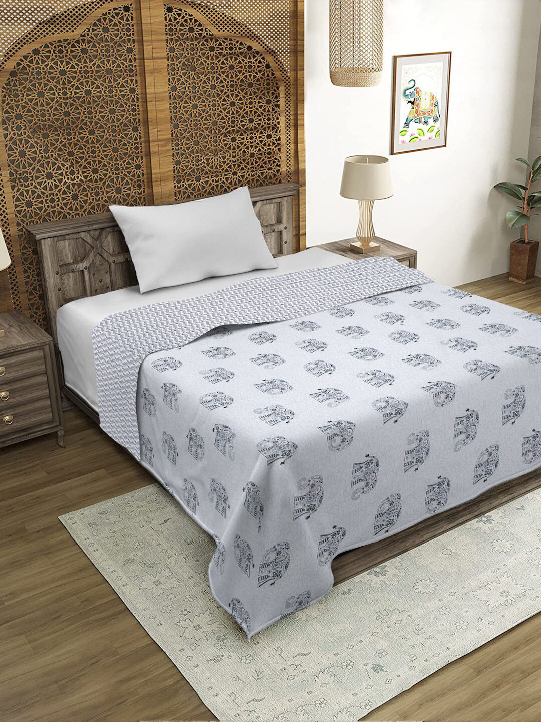 Rajasthan Decor White & Blue Printed Cotton Reversible AC Room 120 GSM Single Bed Dohar