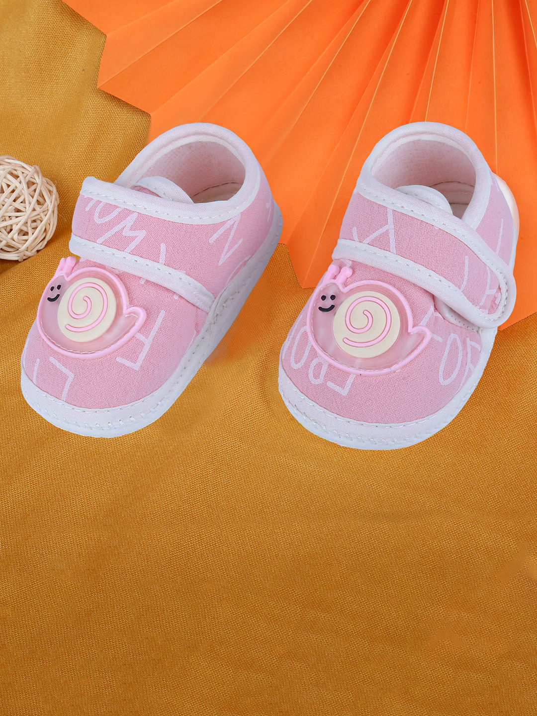 Baby Moo Infants Printed Snail Embellished Cotton Booties