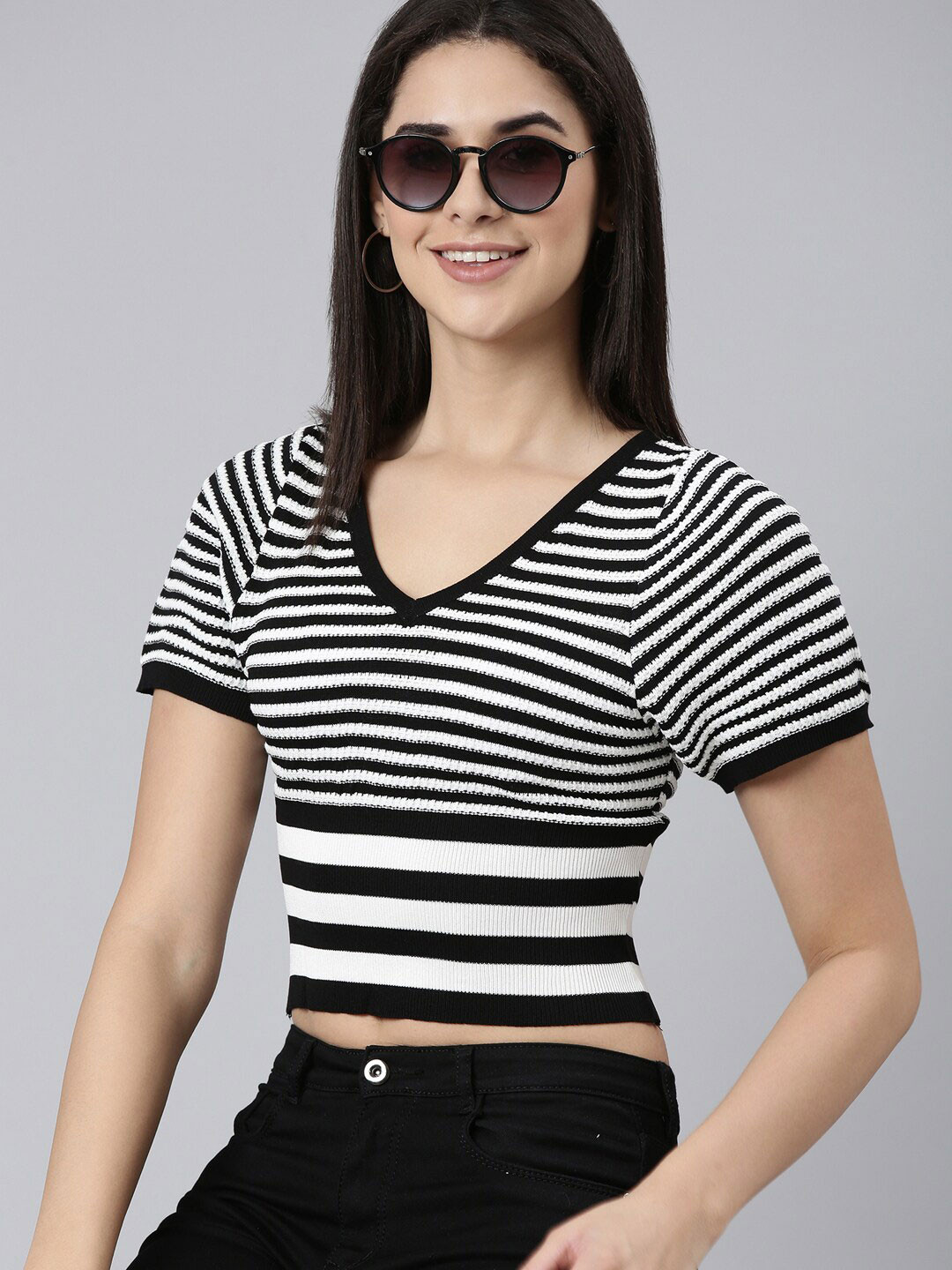 SHOWOFF Striped V-Neck Crop Top