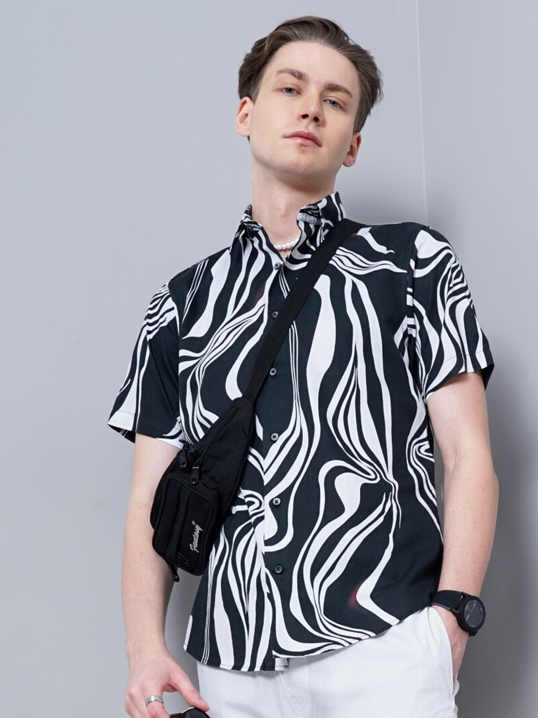 Black & White Abstract Printed Casual Shirt