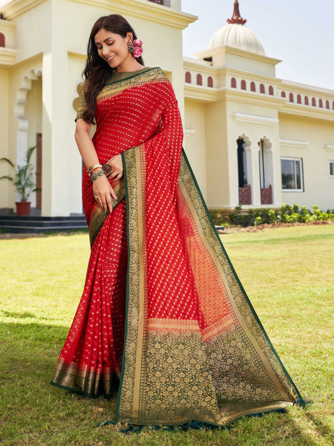Vardha Red & Green Woven Design Zari Pure Georgette Banarasi Saree