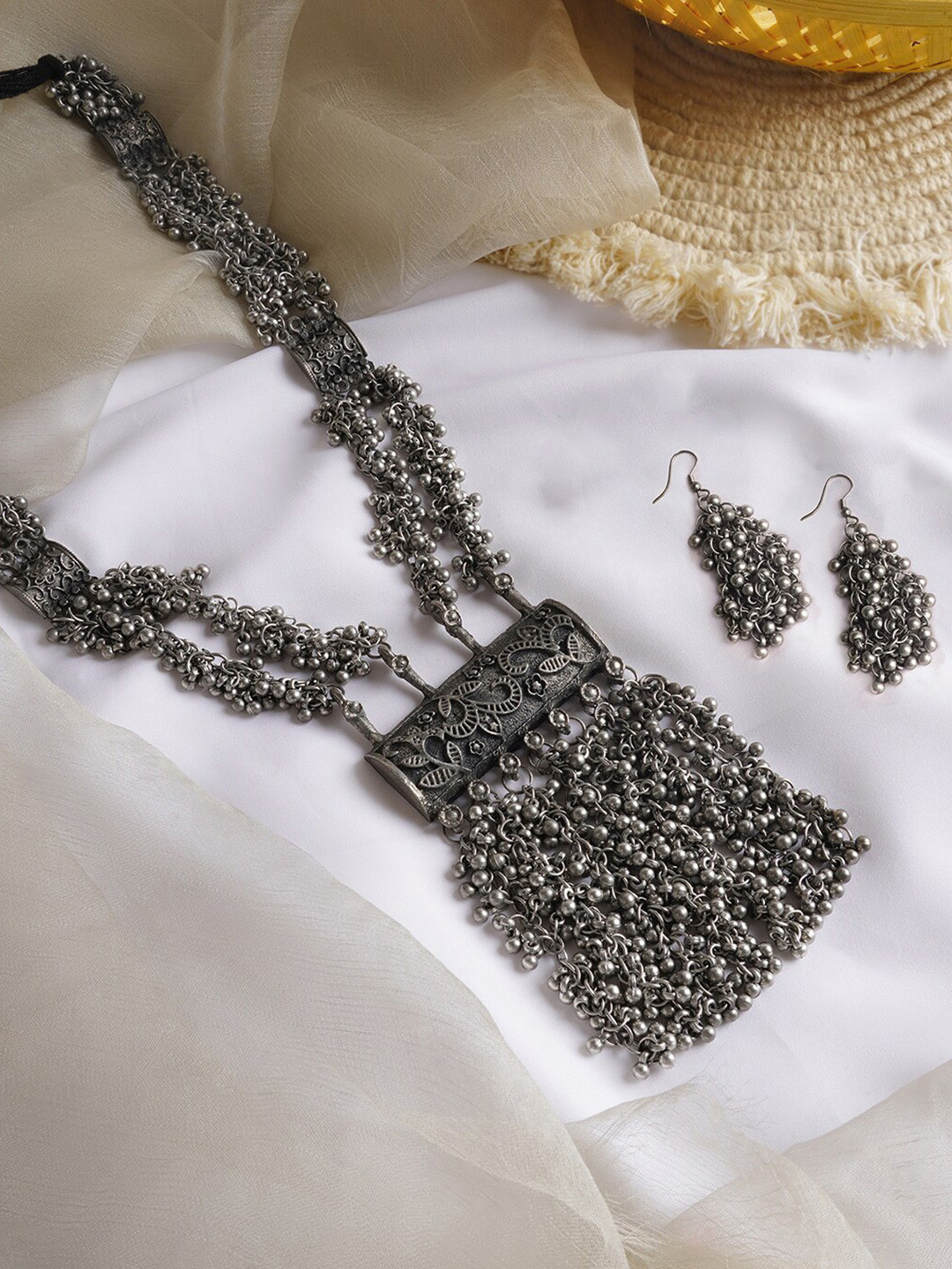 TEEJH Silver-Plated Oxidised Jewellery Set