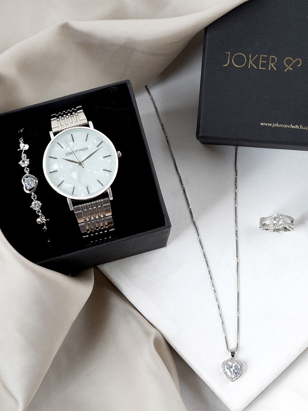 JOKER & WITCH Women Merel Love Stack Watch Gift Set JWLS552