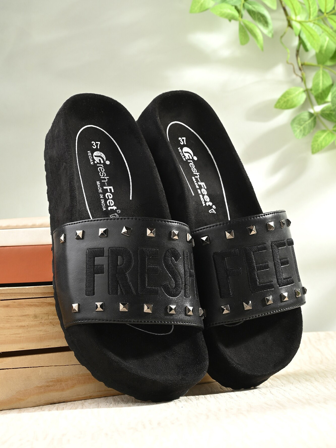 FRESH 1947 FEET Embroidered Open Toe Flats