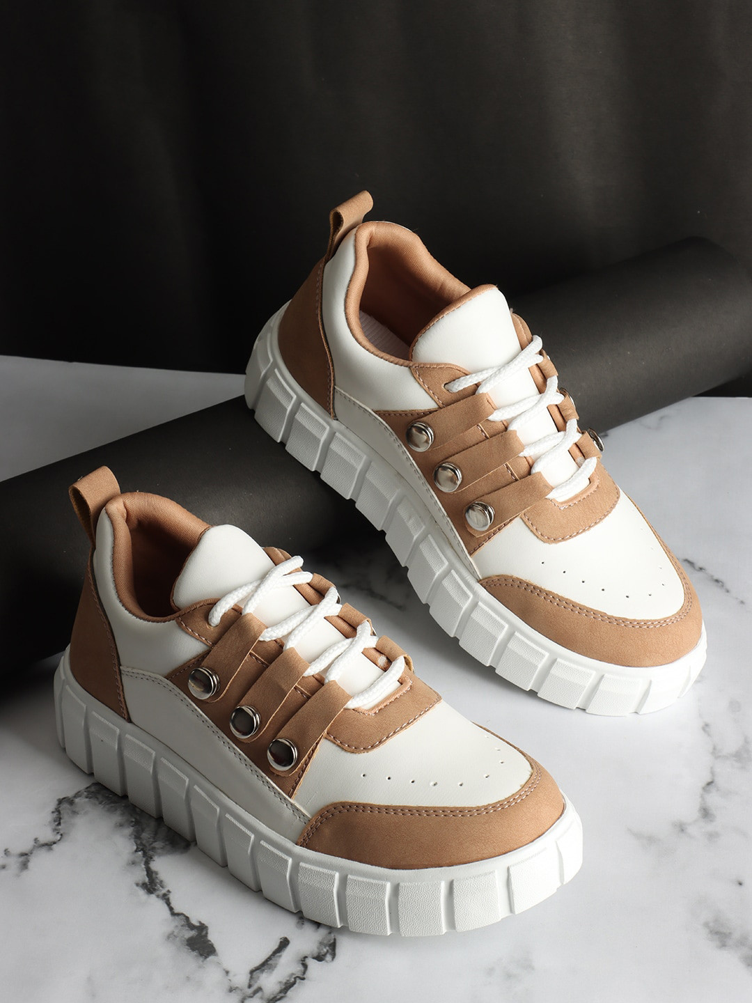 Roadster Color-Blocked Lightweight Running Sneakers Casual Shoes