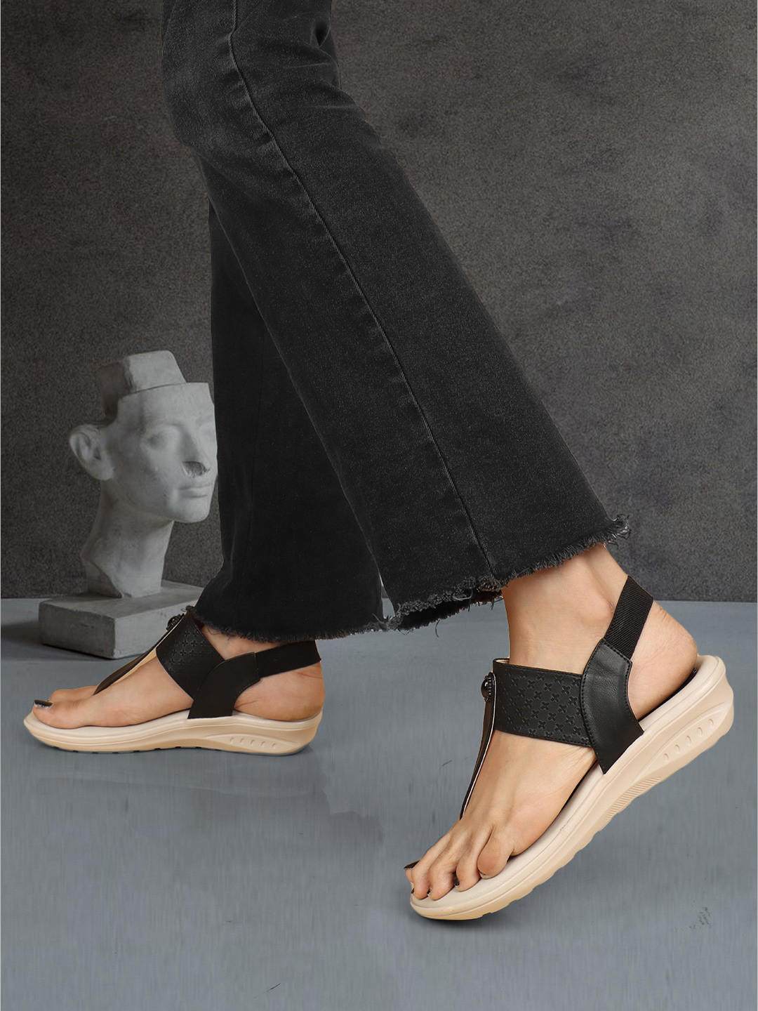 ICONICS Textured Comfort Heels