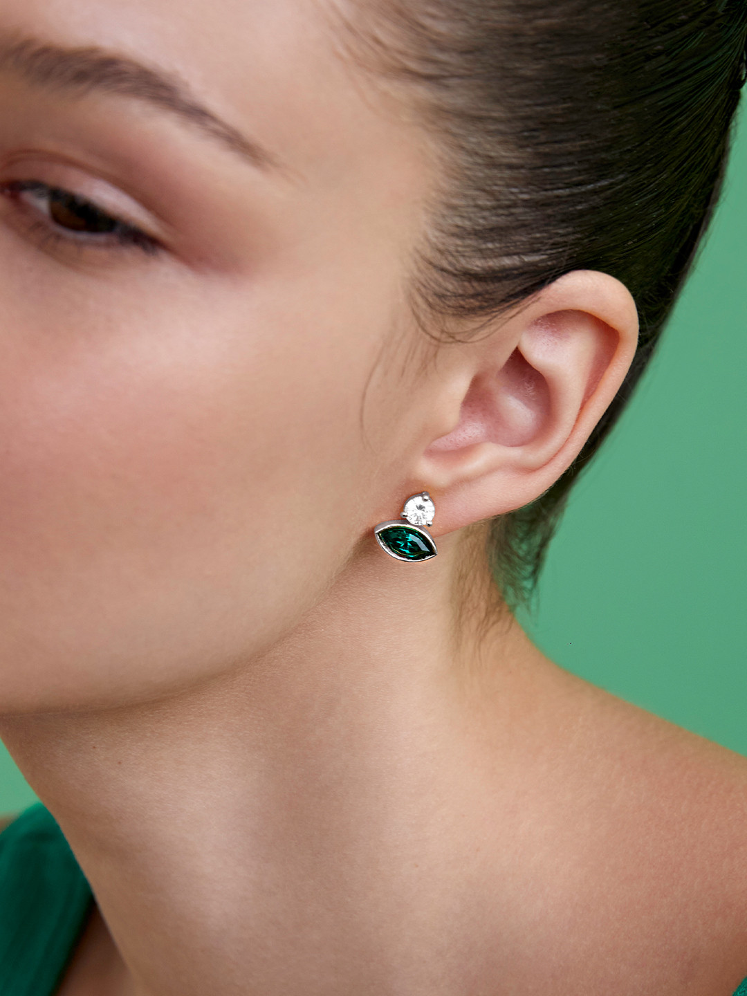 AIKA BY MINUTIAE Silver-Plated Oval Studs Earrings