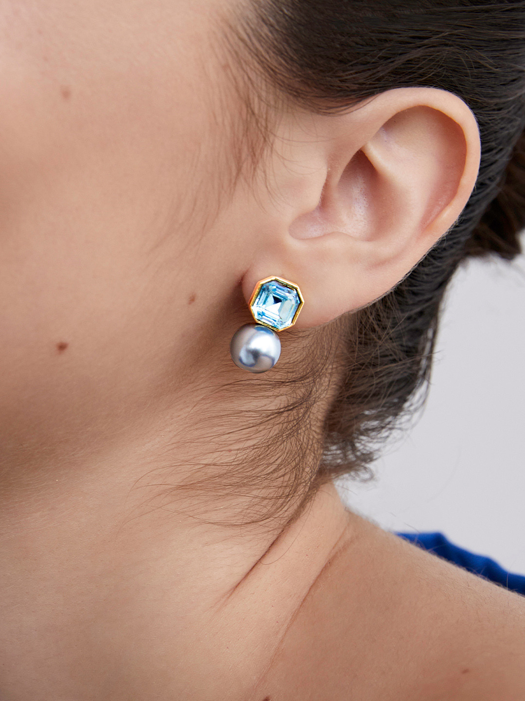 AIKA BY MINUTIAE Gold-Plated Geometric Crystal & Pearls Studded Studs Earrings