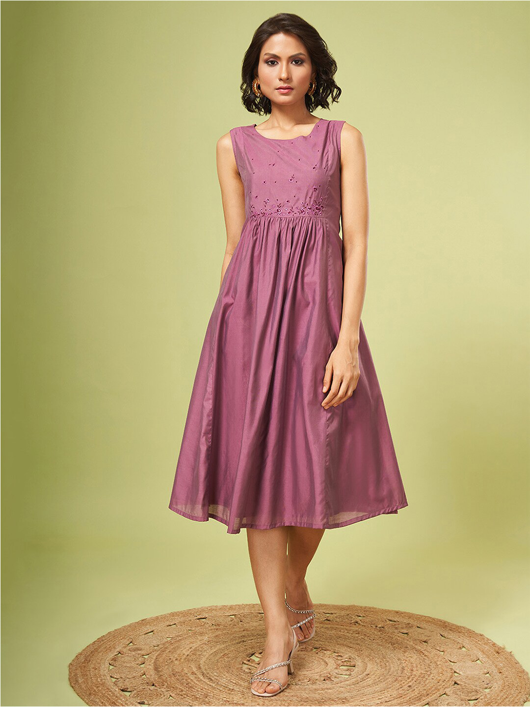 Marigold Lane Floral Embroidered Gathers Detailed Silk A-Line Midi Dress