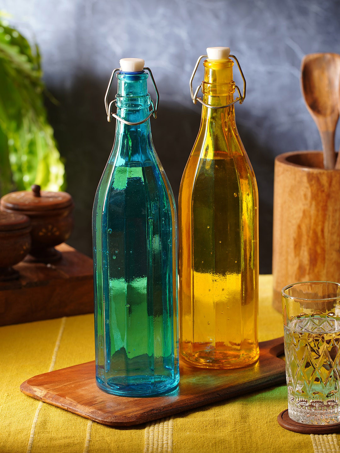 CDI Blue Glass Spill Proof 2 Piece Water Bottle - 1L