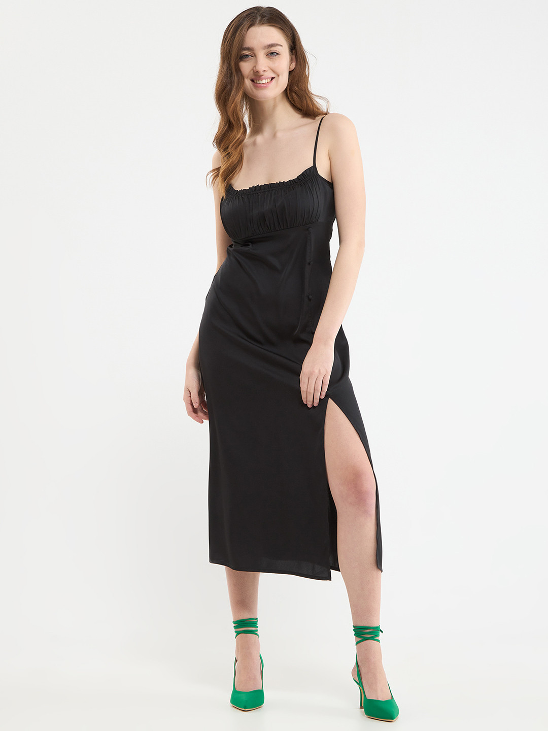 TERRANOVA Ruched Front Slit Sheath Midi Dress