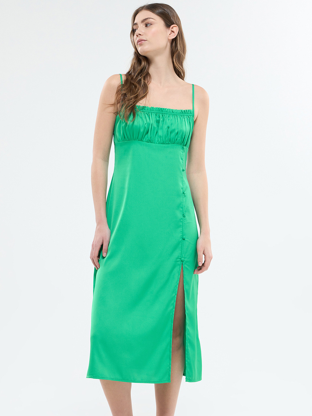 TERRANOVA Ruched Front Slit Sheath Midi Dress