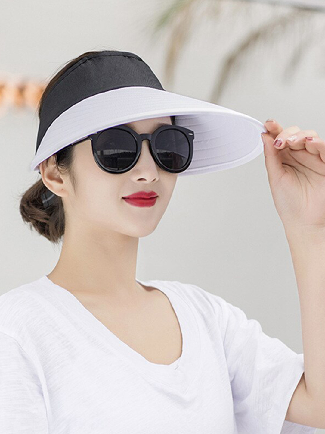 Alexvyan Women Colourblocked Visor Cap