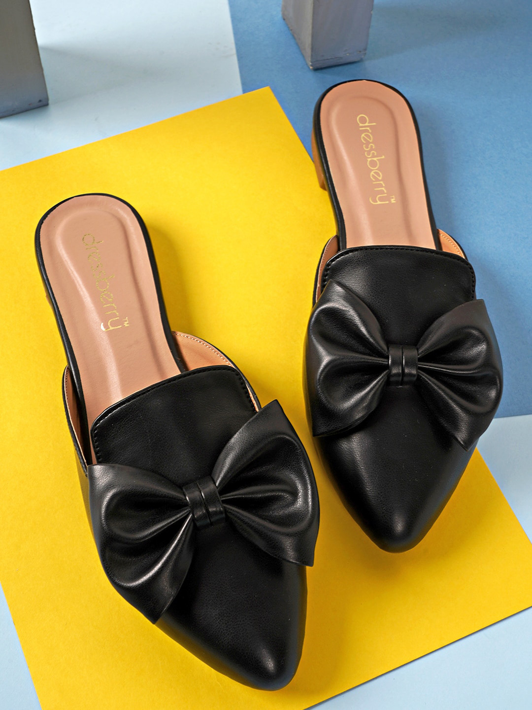 DressBerry Women Black Pointed Toe Mules With Bows