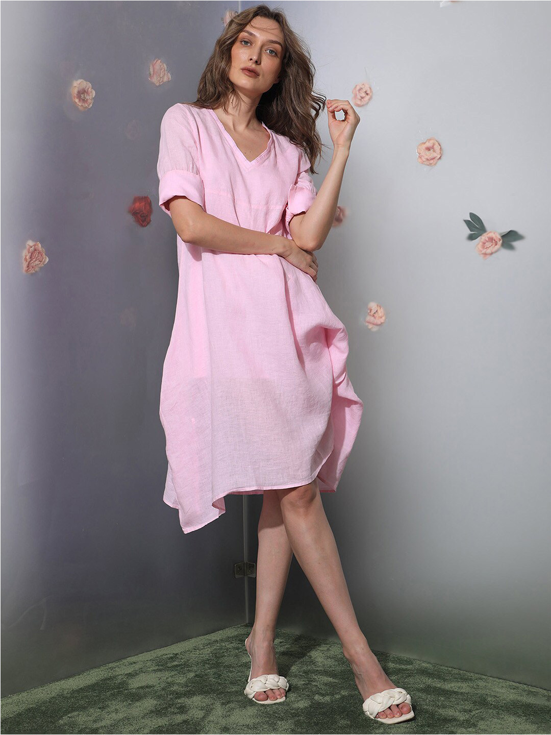 RAREISM V-Neck Linen Shift Dress