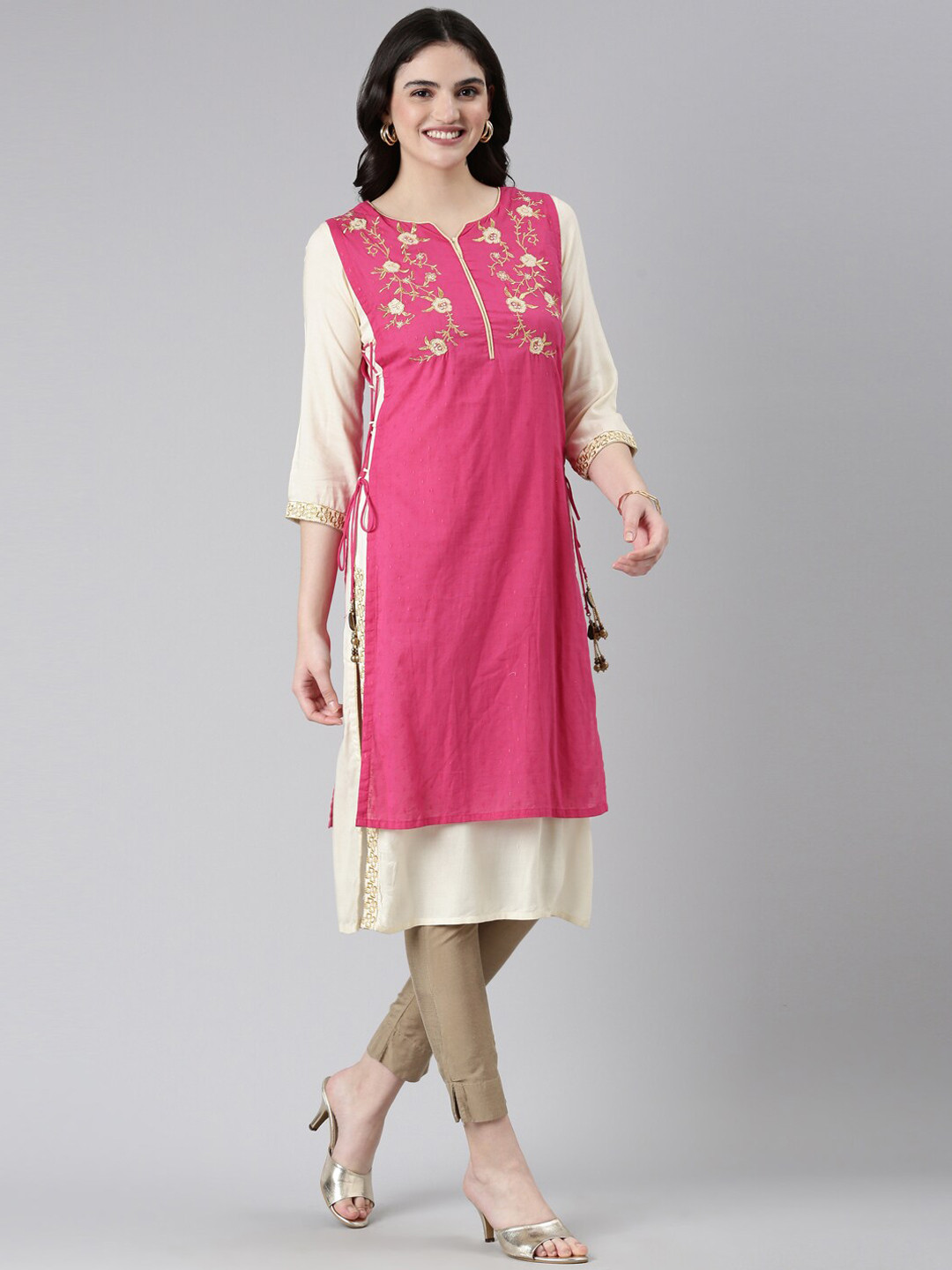 Souchii Floral Embroidered Double Layered Side Tie Up Kurta