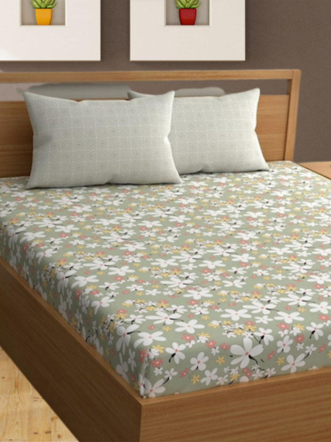 Bajo's Green Floral Cotton 350 TC King Superfine Bedsheet with 2 Pillow Covers-102 x 102 inches