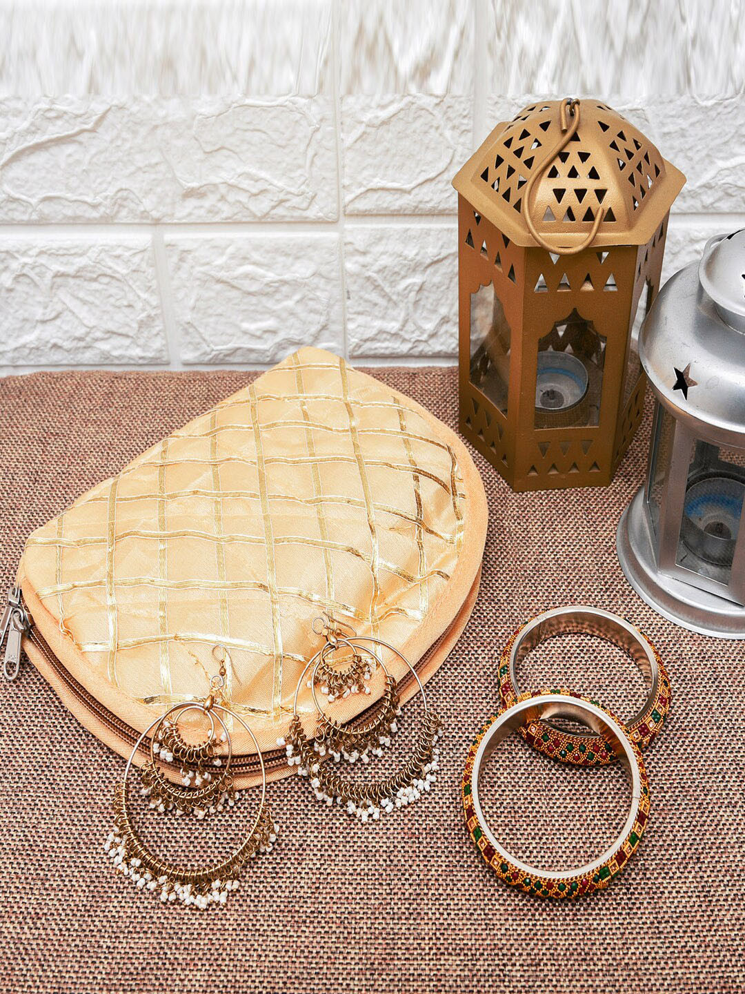 Kuber Industries Cream Colored Self Design Jewellery Organizer