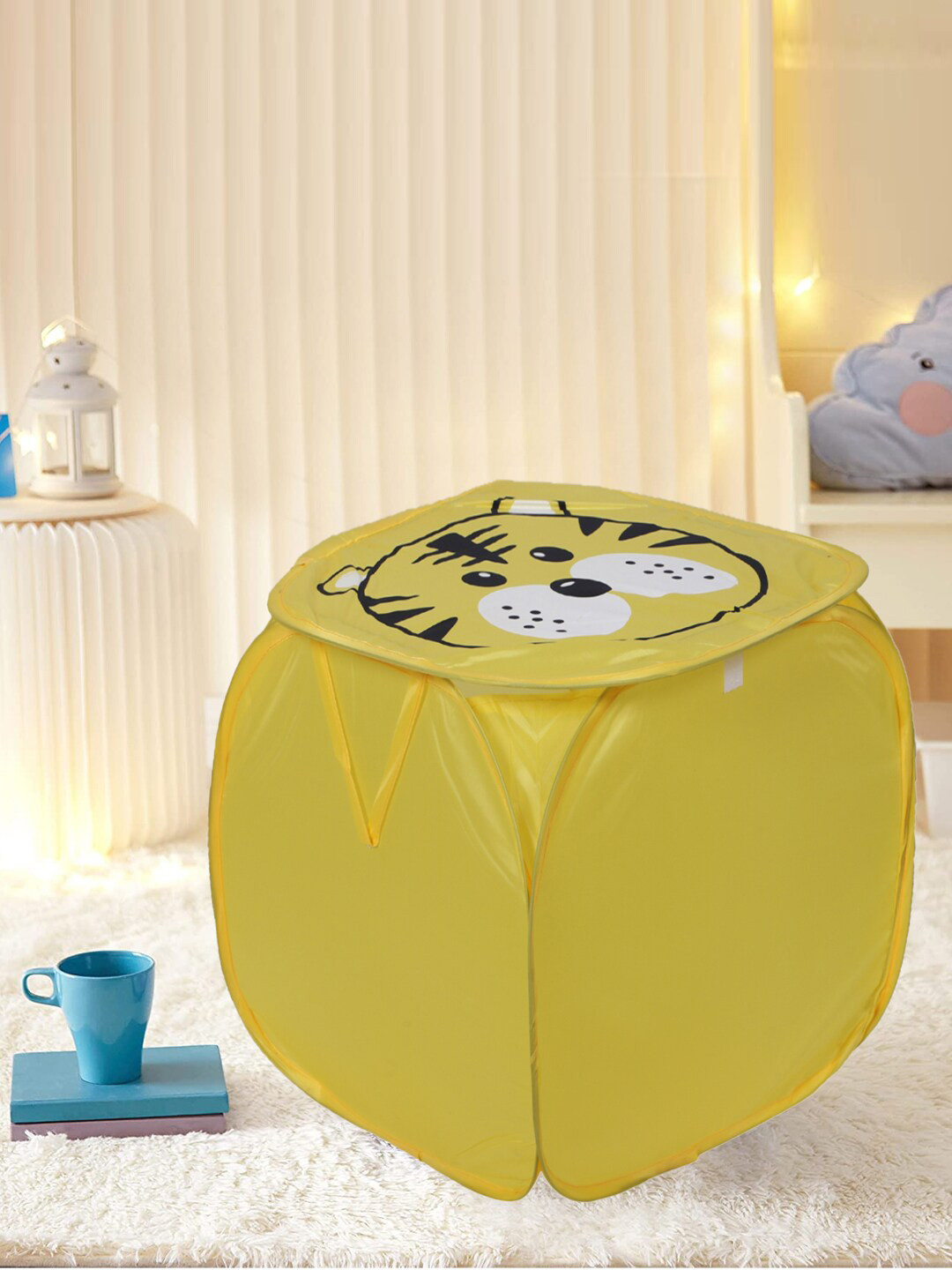 Kuber Industries Yellow Tiger Printed Foldable Laundry Bags With Lid - 45 L