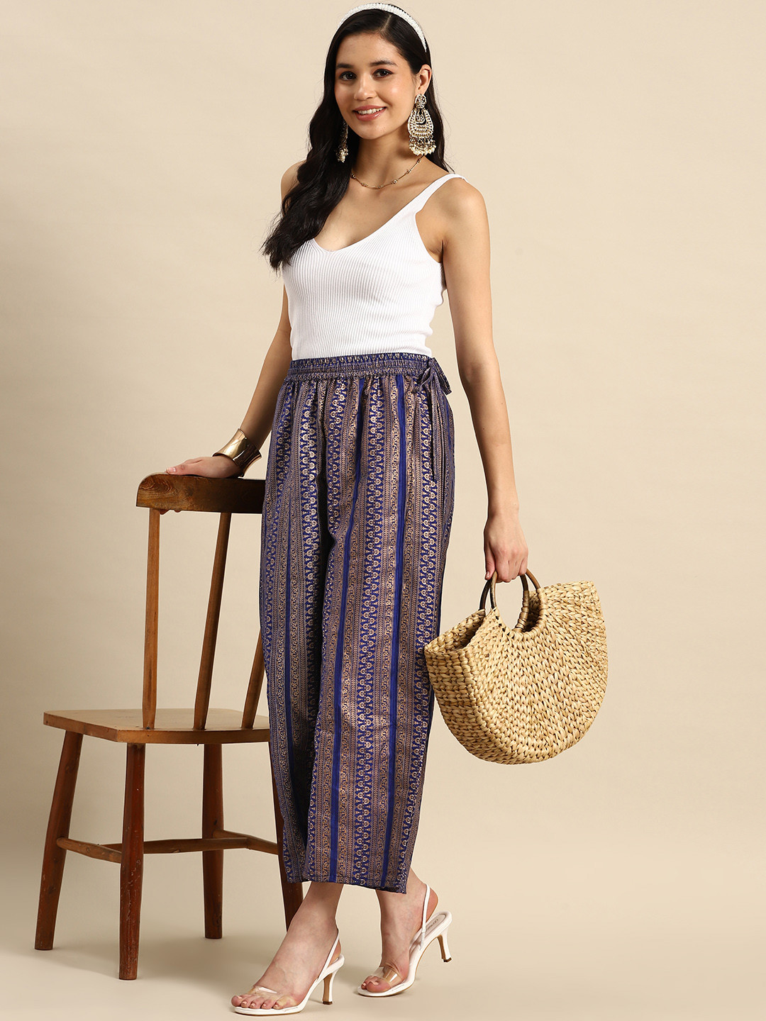 Sangria Ethnic Motifs Printed Cropped Ethnic Palazzos