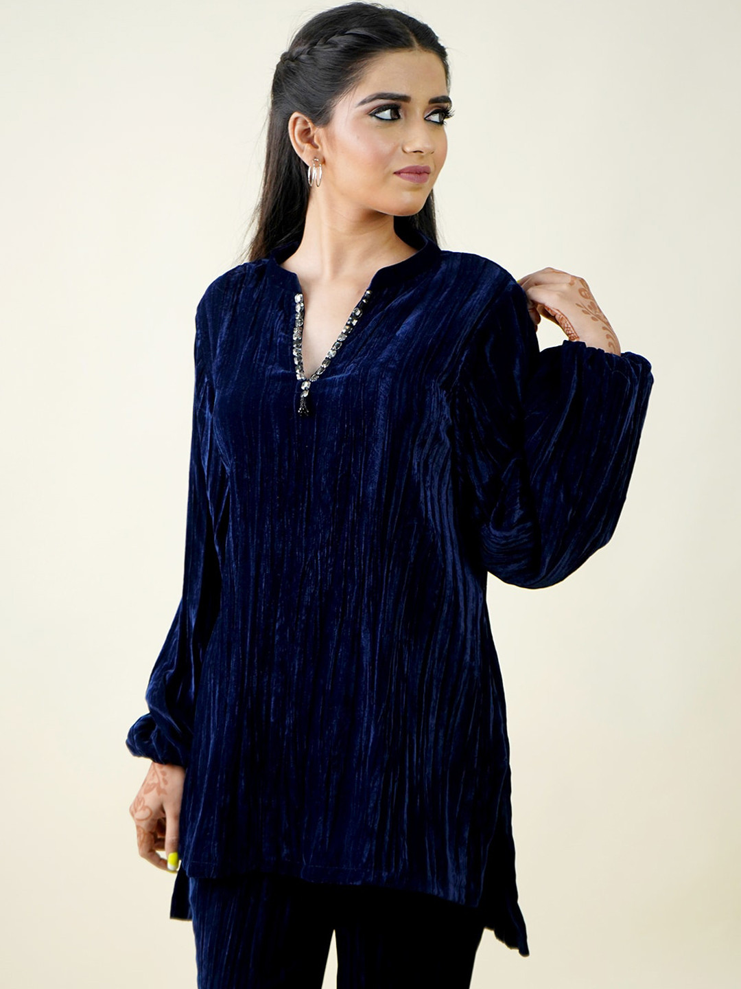 INCHING INDIA Self Design Velvet Top With Trousers