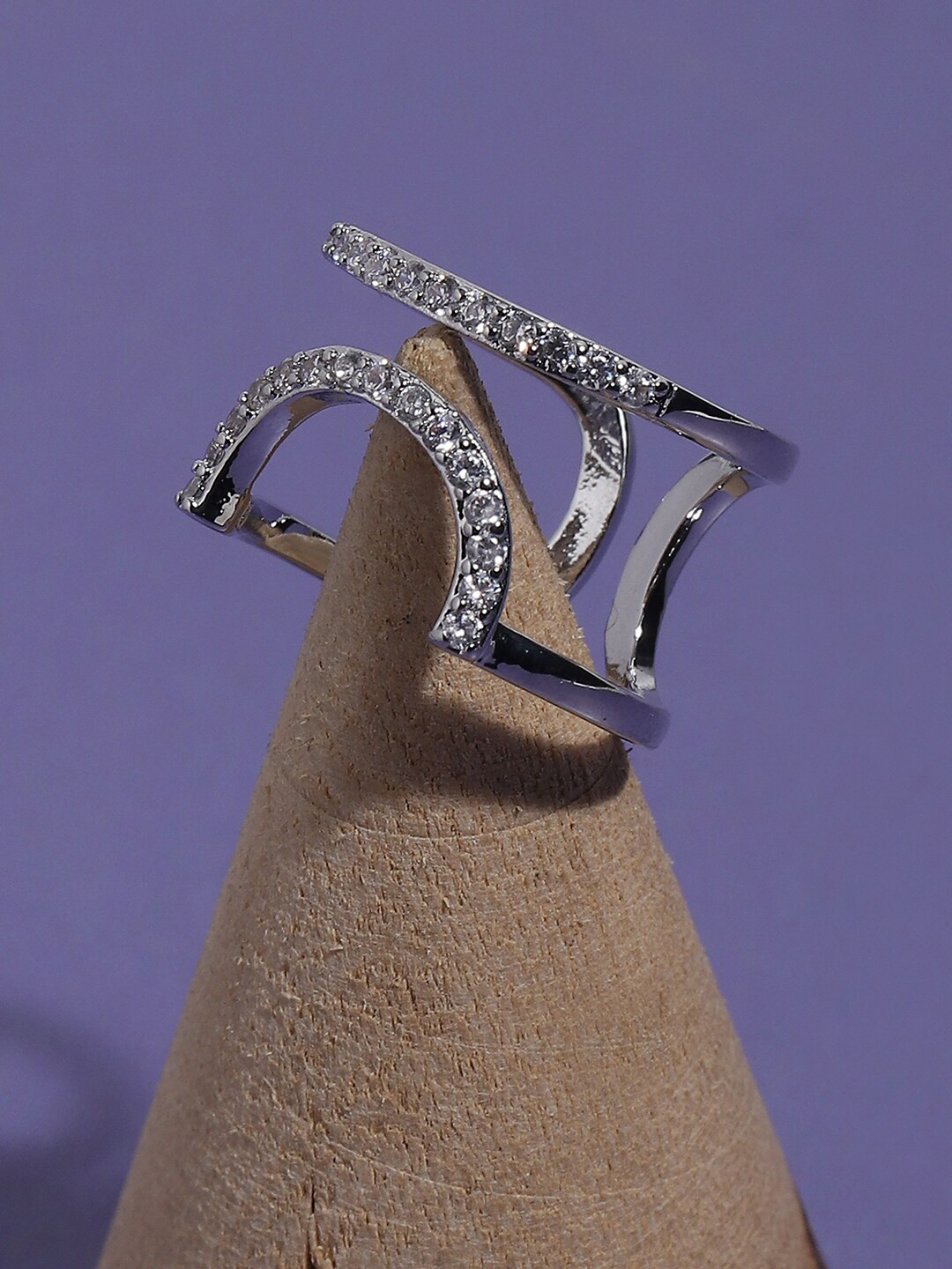 SOHI Gold-Plated Stone-Studded Nail Ring